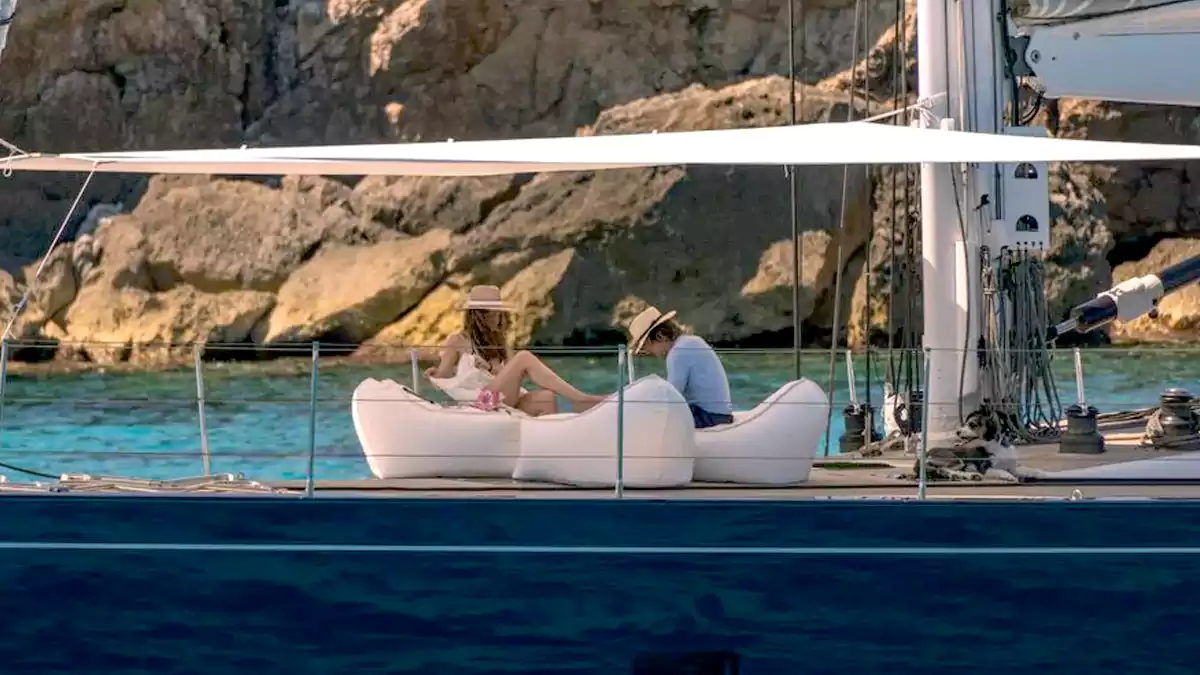Tom Cruise and Ana de Armas